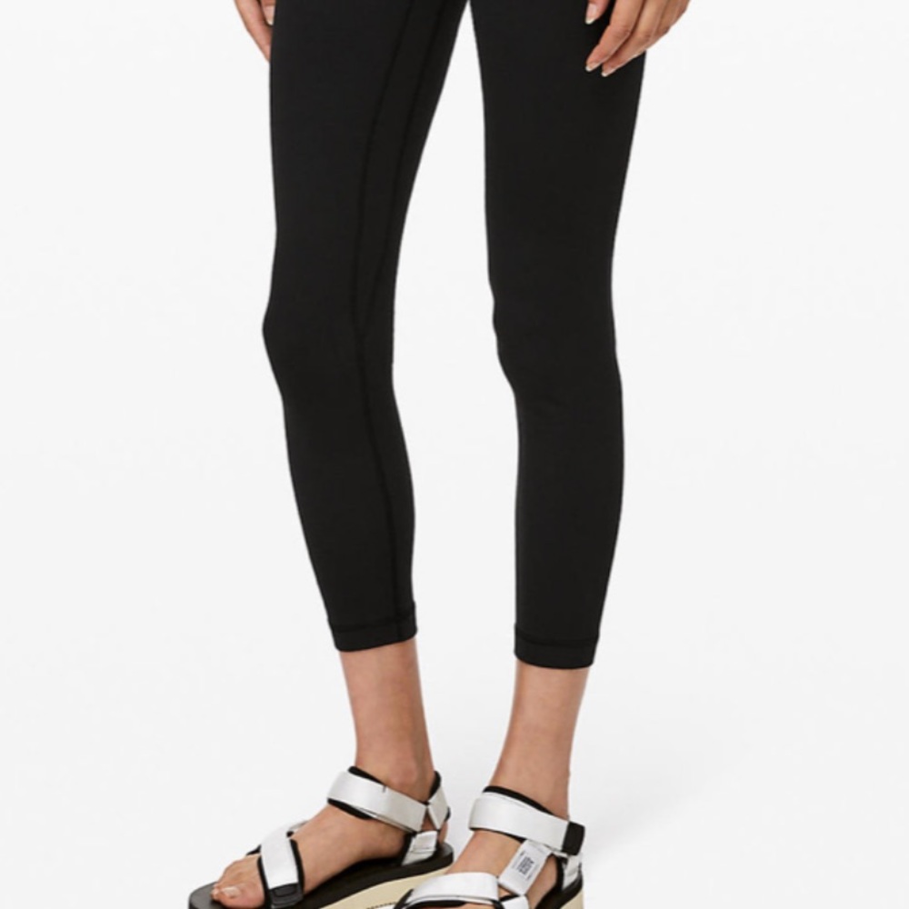 Lululemon Align sz 6 Black High Waist Leggings 25